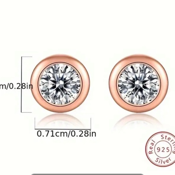 S925 Real Sterling Gold Circular Stud Earrings - Picture 4 of 4